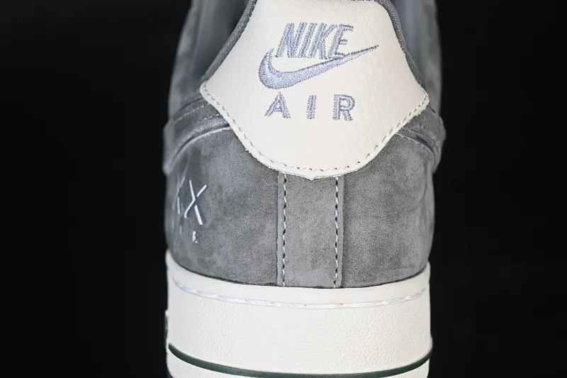 All Categories Nk Air Force 1 Air Force Series Nk Air Force 1 Low Air Force Low Nike Air Force 1'07 Low Violent Bear Joint Gray Pig Eight Air Force One Low Casual Shoes SY1388-004